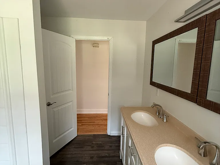 106 Brookwood Dr — Photo 17