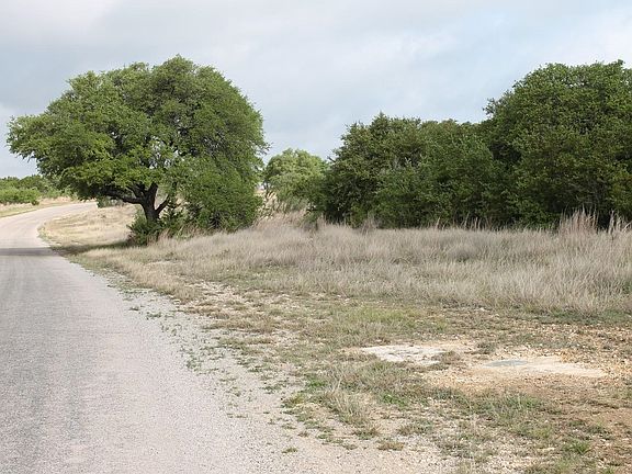 2nd image of Saddle Ridge Dr. Drive