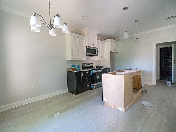 4th image of 107 Juliana Way