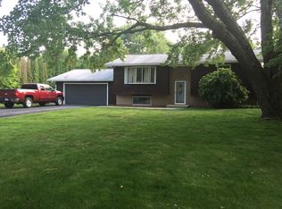 33 Bonnie Dr, East Stroudsburg, PA 18301