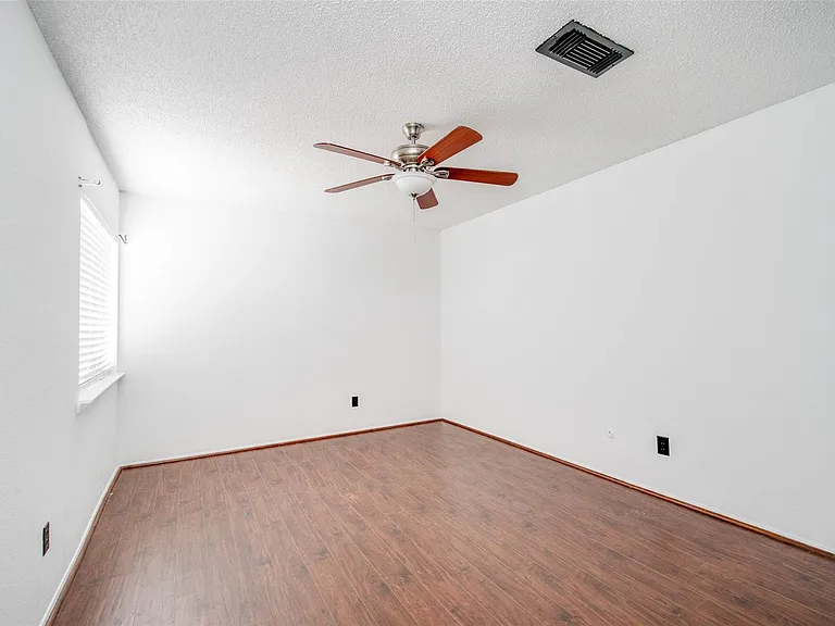 7131 Brendam Ln — Photo 22