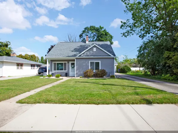 724 Mitchell St, Neenah, WI 54956