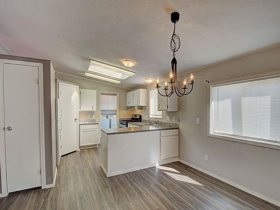 5th image of 260 NW Golden Hills Dr Space 12