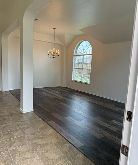 509 Avalanche Dr — Photo 4