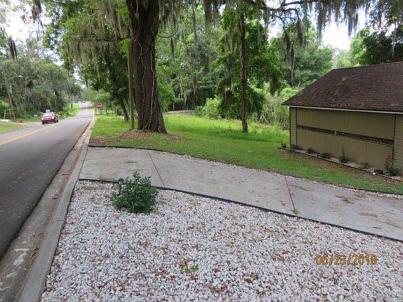 5th image of 389 SW Lakeview Ave