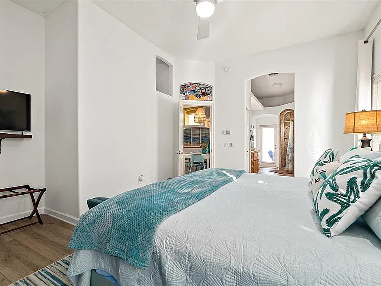 42 Moody Dr — Photo 19
