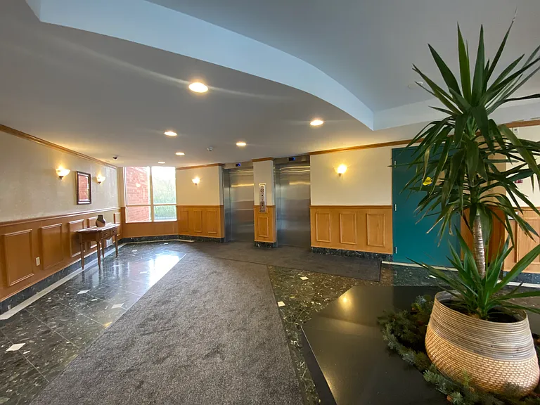 30 Blue Springs Dr #Penthouse 3 — Photo 8