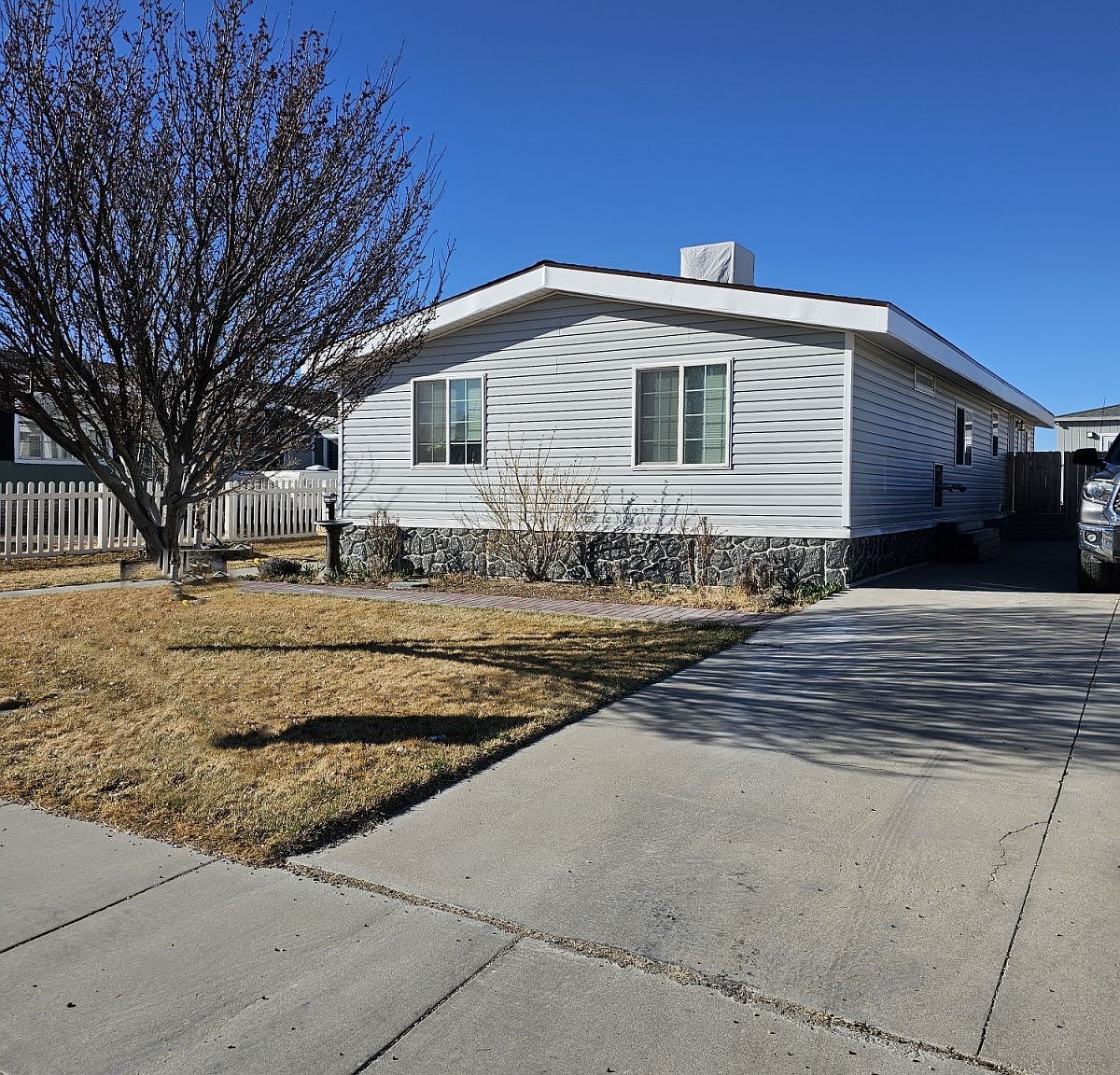3207 Golden Mountain Ln, Tonopah, NV 89049 | Zillow