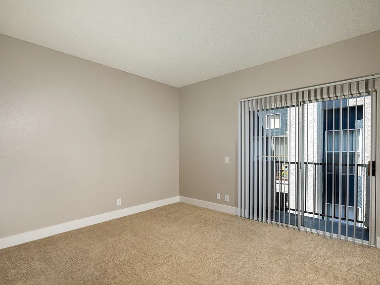 Canyon Crest — Photo 14