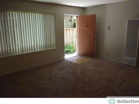 4th image of 1124 Roewill Dr APT 2