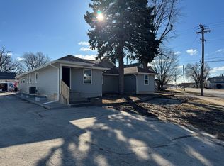 956 N 5th Ave #1, Kankakee, IL 60901