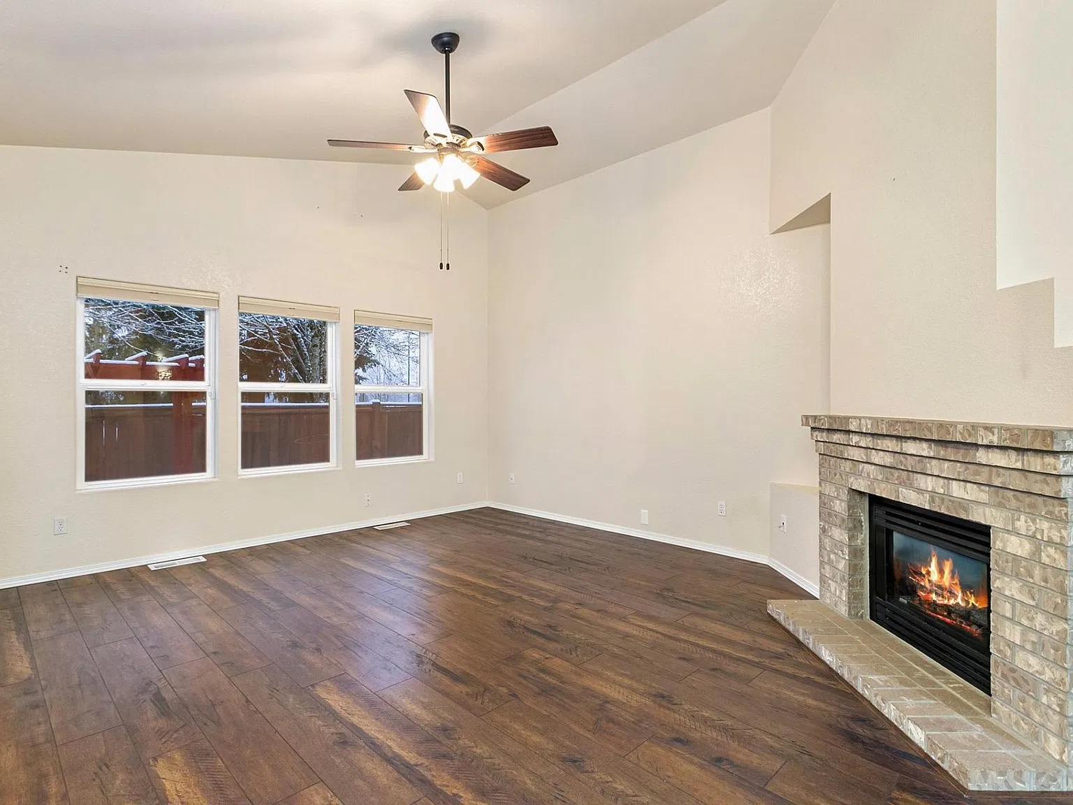 2 bed, 1259 sqft, $2,495 — Photo 2