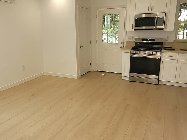 1139 1/2 S Citrus Ave — Photo 19