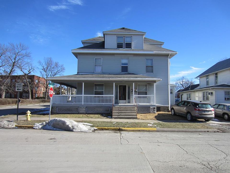 1st image of 301/303 N High St