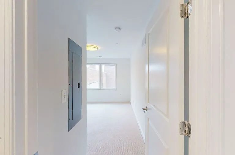 1115 H St NE #303 — Photo 34