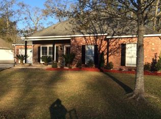 13146 Cypress Gold Dr, Saint Amant, LA 70774