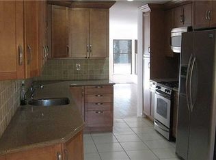 10 Hunt Ct, Jericho, NY 11753