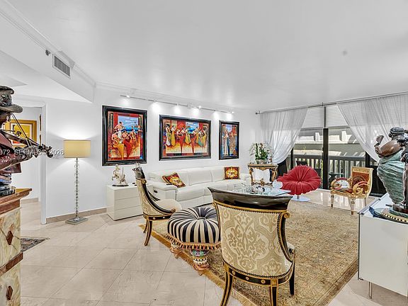 4th image of 2000 Island Blvd APT 305
