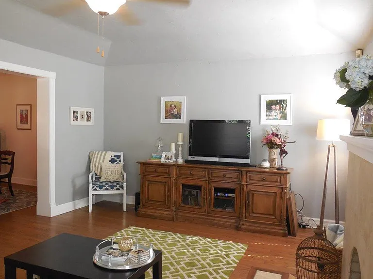 3304 NW 22nd St — Photo 3