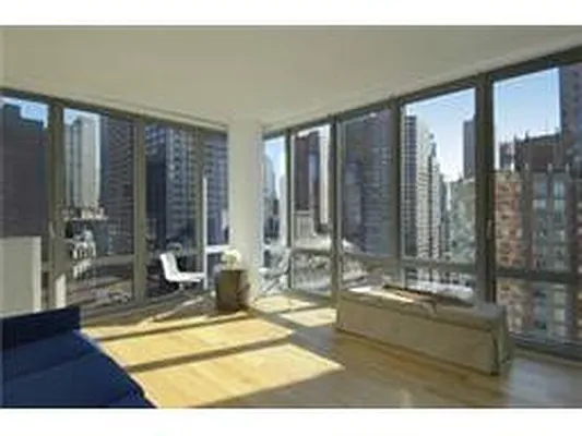 Rented by Douglas Elliman | media 32