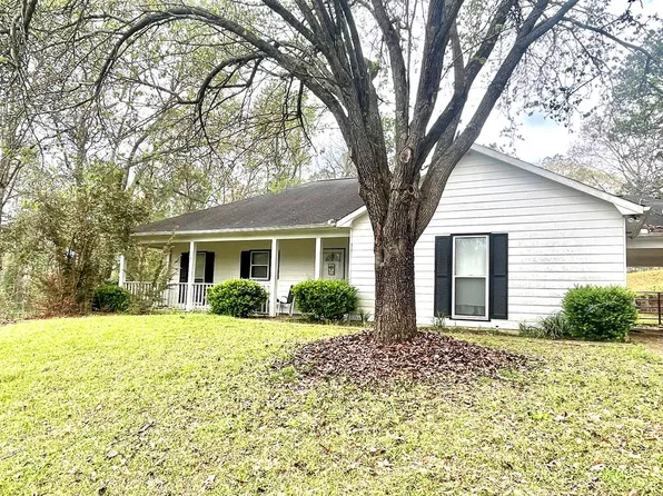 104 Mustang Ct, Cusseta, GA 31805