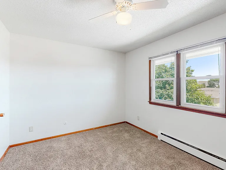 Plaza Manor — Photo 60