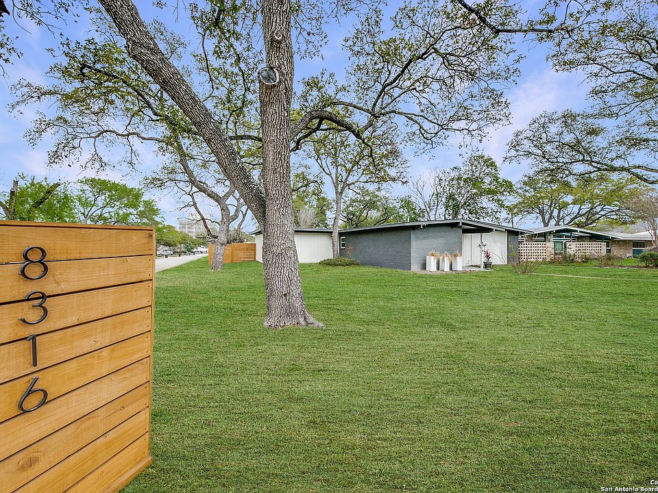 1st image of 8316 LAURELHURST DR