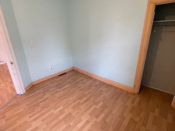 4th image of 365 Janette Ave #365
