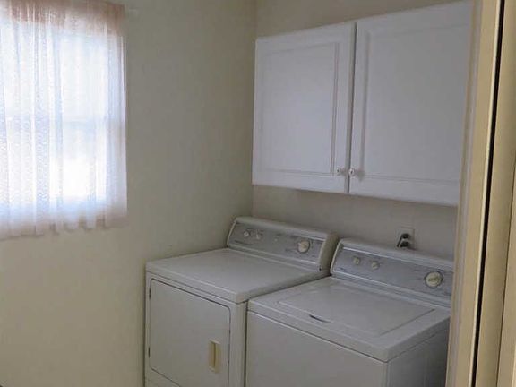 3rd image of 342 Ann Marie Dr