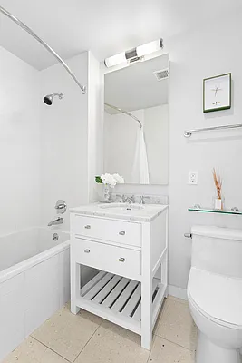 Rented by Compass | media 21