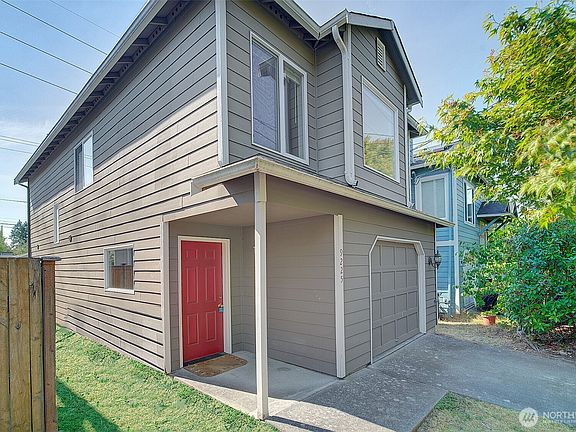 3rd image of 9225 Fremont Avenue N
