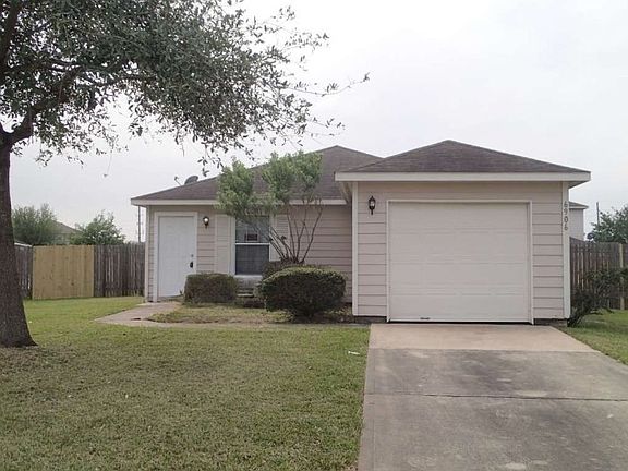 3rd image of 6906 Lost Timber Ln #6906