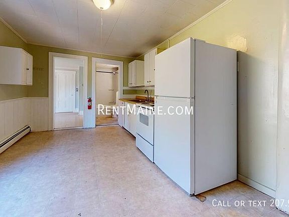 2nd image of 24 Birch St APT 2
