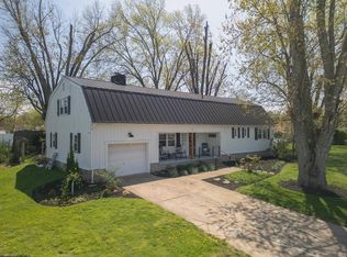 601 Rivendell Dr, Bridgeport, WV 26330