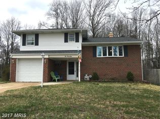 528 Crestpark Dr, Glen Burnie, MD 21061