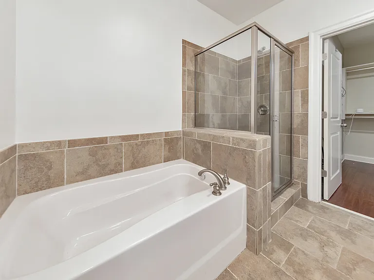 901 Abernathy Rd #1 — Photo 40