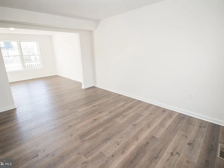 21421 Mary Margaret Ct — Photo 14