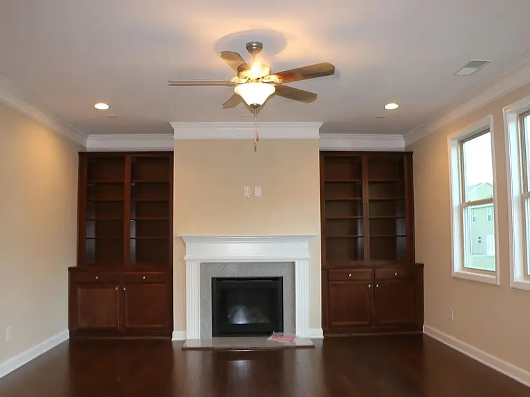 5565 Dooley Way — Photo 2