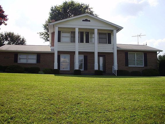 2nd image of 43087 Luray Dr