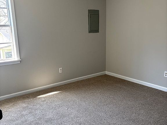 4th image of 44 W Cooper St