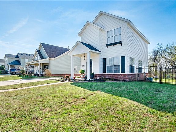 3rd image of 7715 Bridgegate Ave