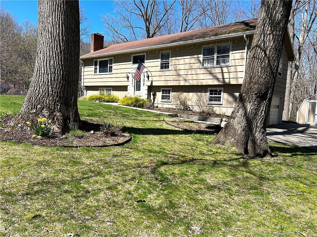 28 Little Fox Run, Shelton, CT 06484 | Zillow