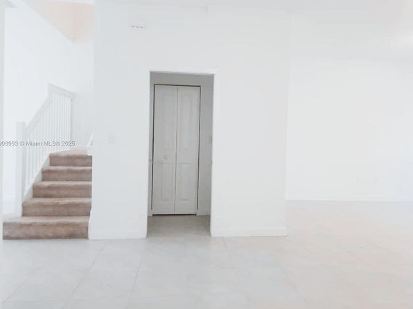 1363 NW 208th St #1363