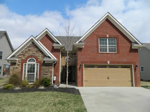 1325 Judge Tyler Dr, Clarksville, TN 37043