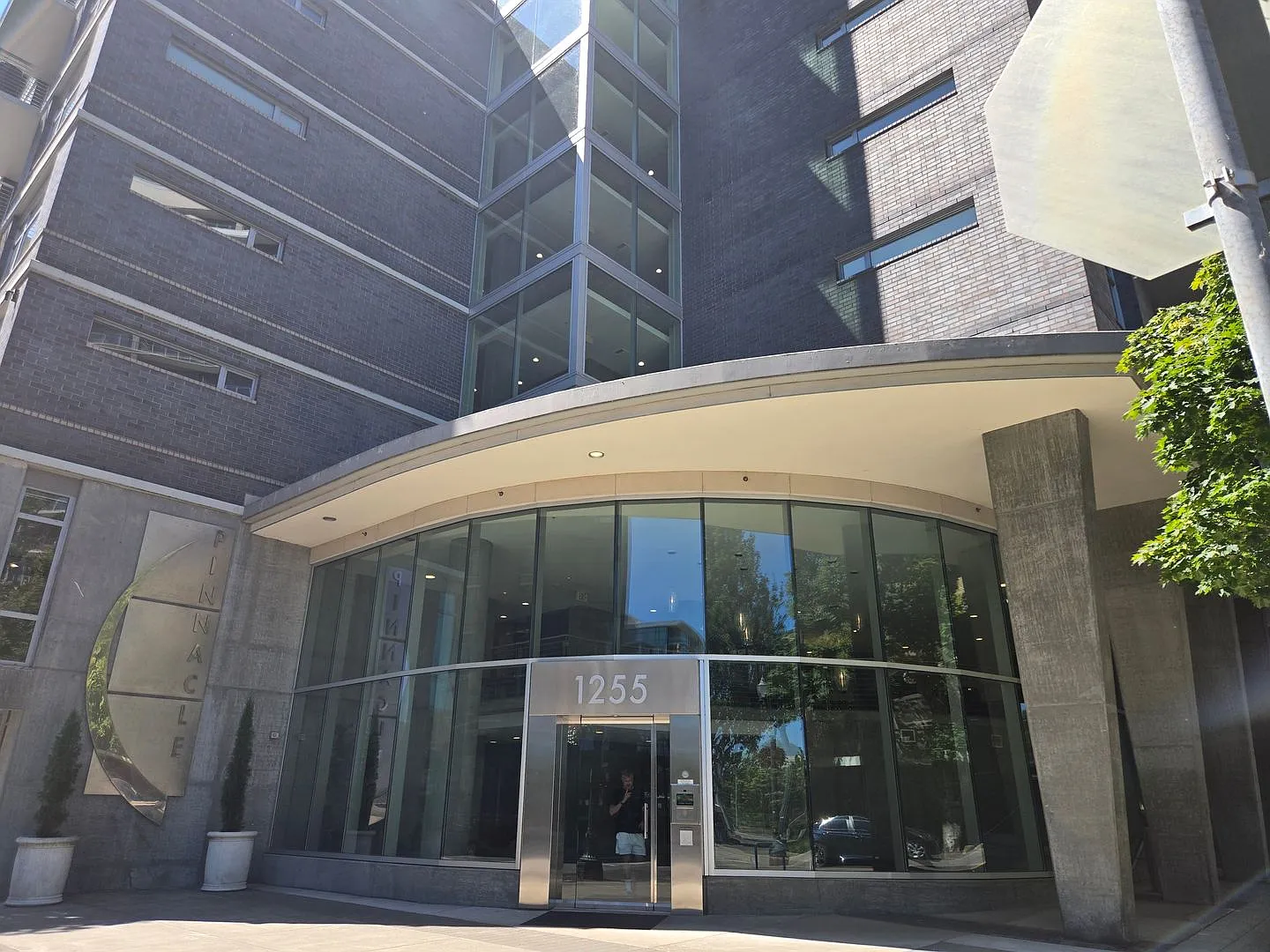 1255 NW 9th Ave APT 615 photo 1