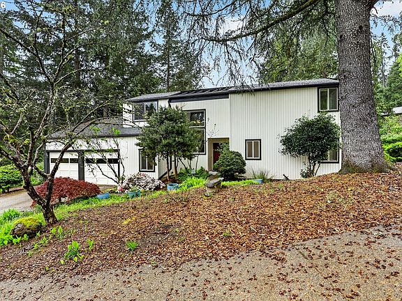 2nd image of 19451 Wilderness Dr