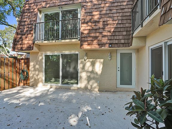 3rd image of 9110 SW 22nd Court #D