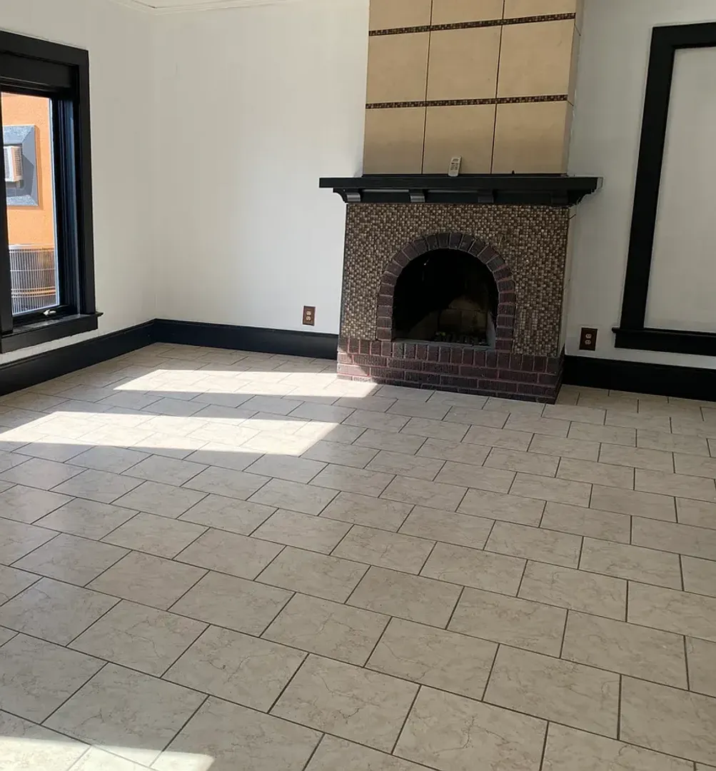 520 S 2nd St — Photo 3