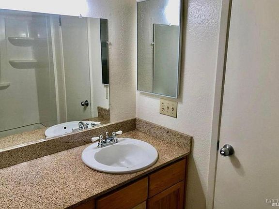5th image of N Camino Alto None Unit 116