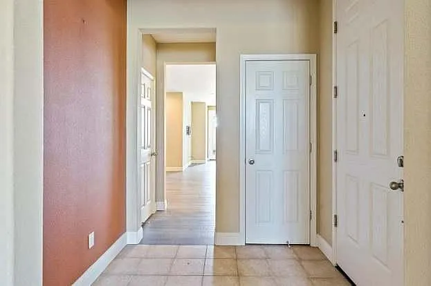 4 bed, 1614 sqft, $2,900 — Photo 3